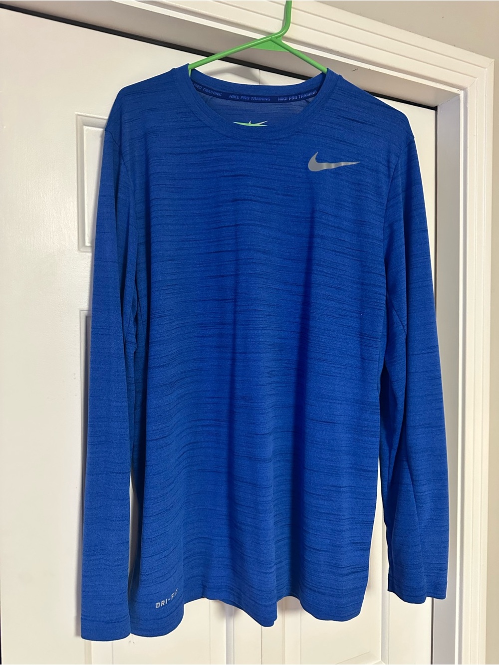 Nike Men’s Long-Sleeve Dri-FIT Top - Blue